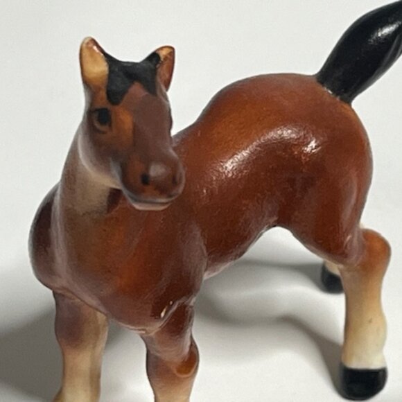 VTG TWO Miniature Horses Porcelain Figurines Glossy Brown Black Standing Sitting - Picture 8 of 15